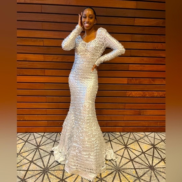 TIFFANYSLABEL SILVER STRETCH EMBROIDERY/CUT OUT GOWN - Picture 4 of 7